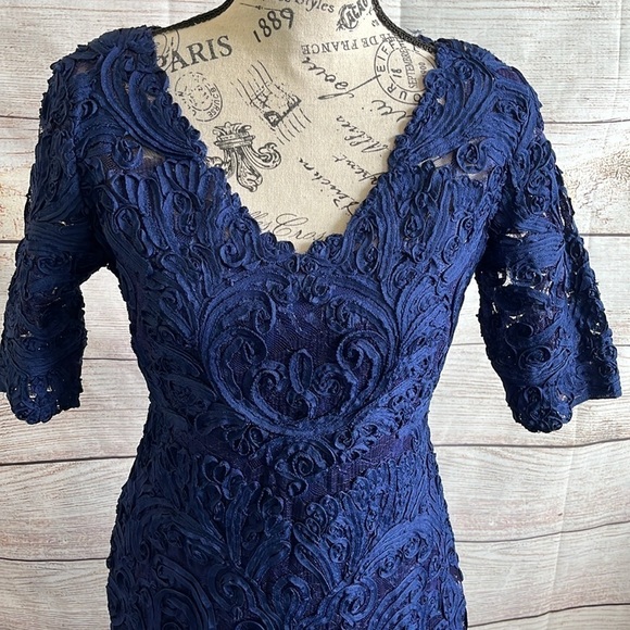 Yoana  Baraschi Blue Lace Dress Sheath Arabesque Short Sleeves Size 4 - Picture 2 of 11